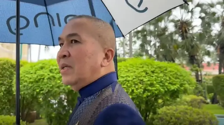 พล.ต.ท.รุทธพล เนาวรัตน์ รมว.ยุติธรรม 