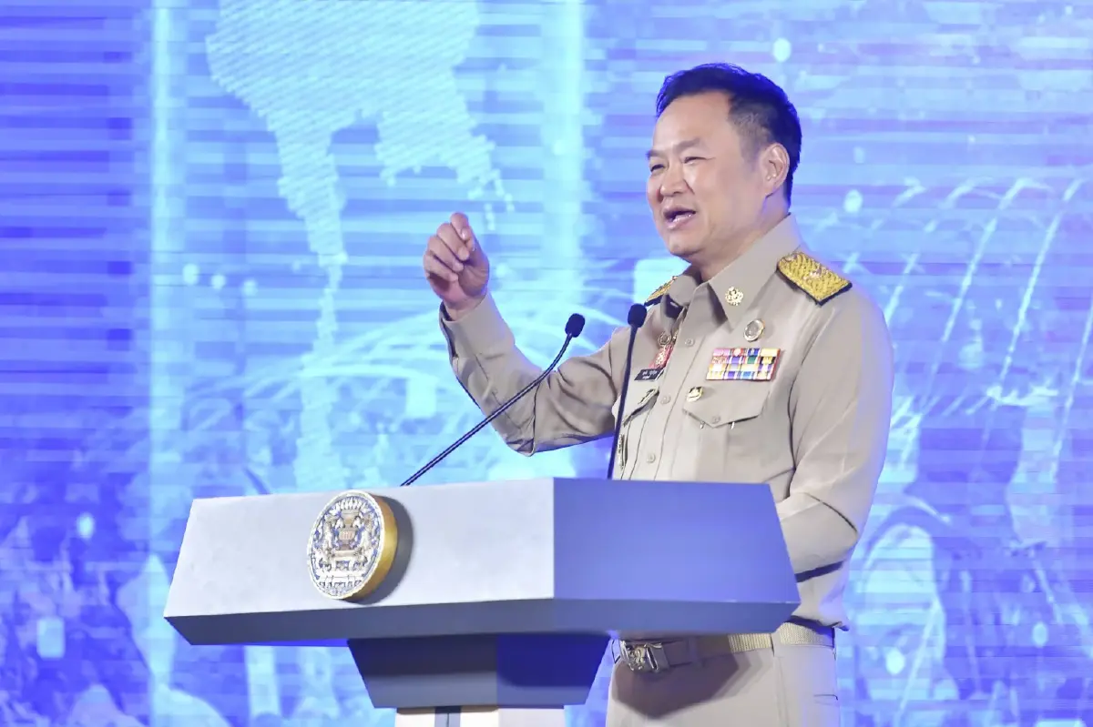 "อนุทิน" เคลียร์ปมร้อน "เขากระโดง" ยันชัดแค่มีชื่อในทะเบียนบ้าน บอก "ภูมิใจเป็นคนบุรีรัมย์"