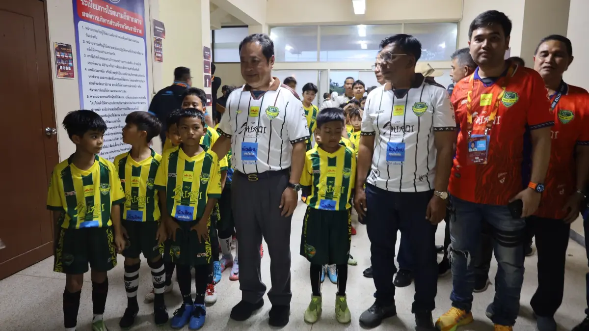 “นรา ยูไนเต็ด” อัด “พีที สตูล” ขาดลอย 5-1 ผงาดขึ้นชั้นไทยลีก 2