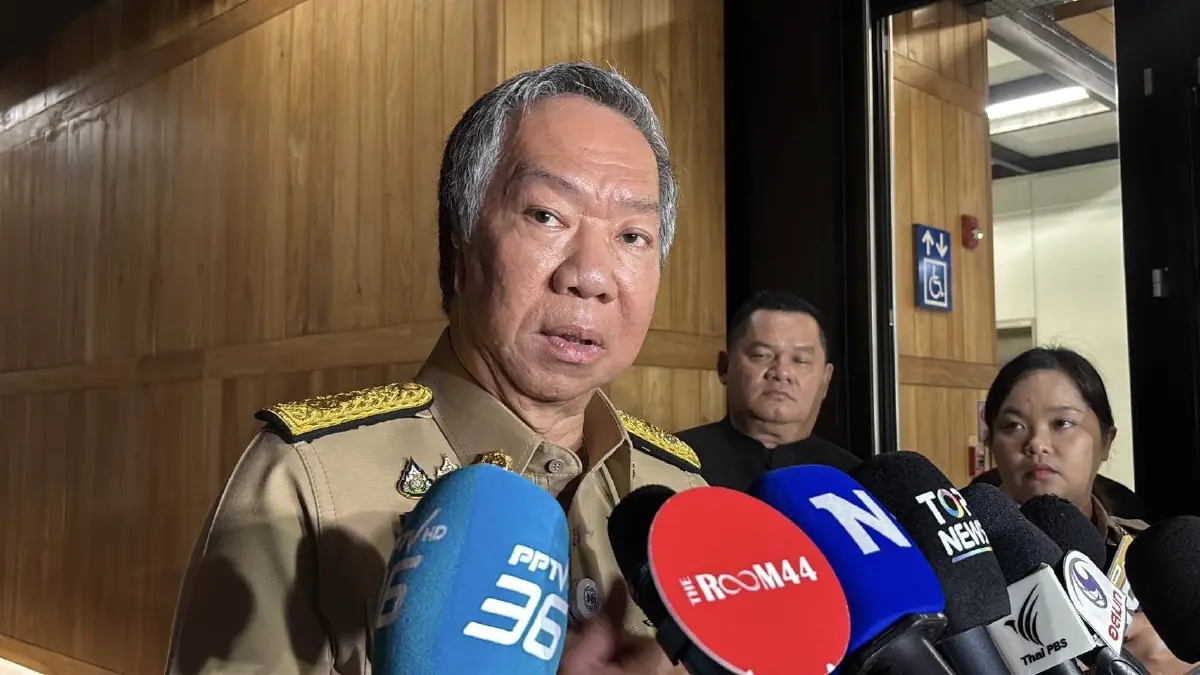 ปฏิเสธความผิดไม่ได้! พบคนขับรถไฟ "ฉี่ม่วง" กมธ.คมนาคม สั่งเรียกทุกหน่วยแจงปมชนรถเมล์ 20 พ.ค.นี้