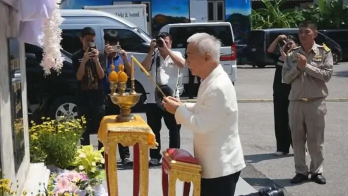 “สุวัจน์” นำชาวโคราช รำลึก 28 ปี "น้าชาติ" วิสัยทัศน์เปลี่ยนสนามรบเป็นสนามการค้า