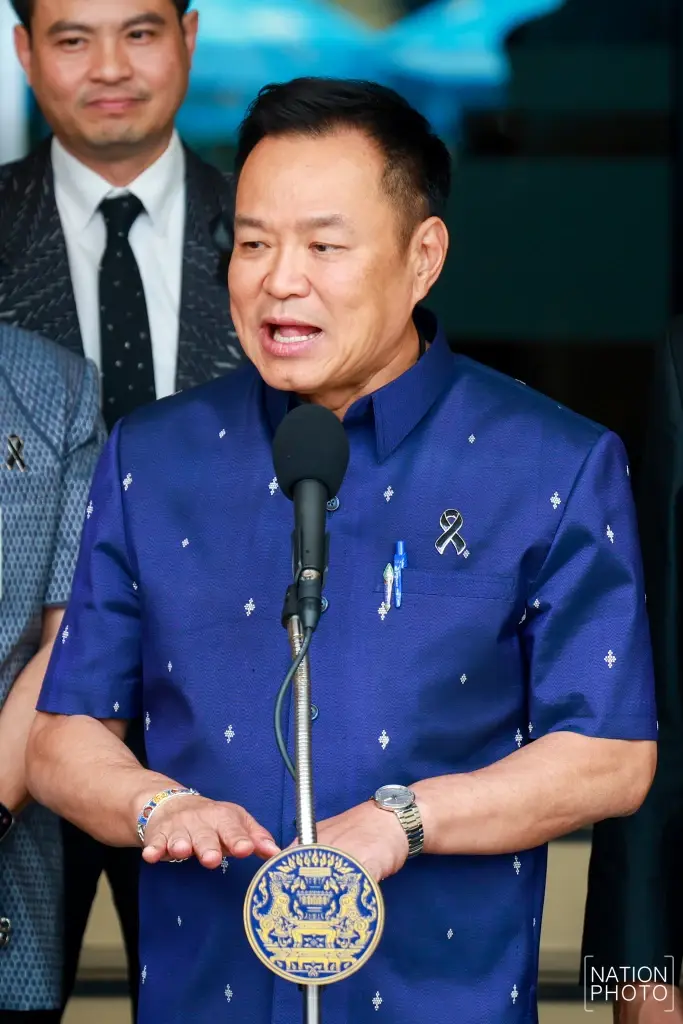นายอนุทิน ชาญวีรกูล นายกรััฐมนตรี