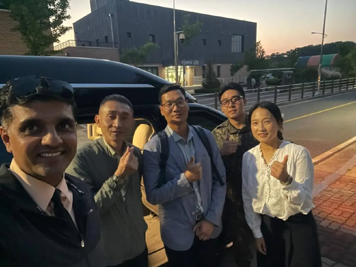 ฮีโร่ไทยในแดนกิมจิ! วปอ.เกาหลีใต้ มอบประกาศเกียรติคุณสดุดี "นายทหารไทย" ทุบกระจกช่วยชีวิตเหยื่อรถคว่ำ (มีคลิป)