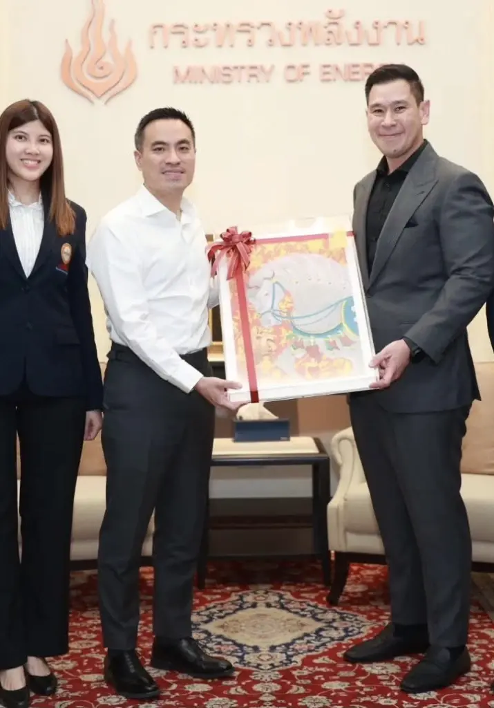ในวันที่ ดวงฤทธิ์ ไปแสดงความยินดีกับเอกนัฏ รมว.พลังงาน
