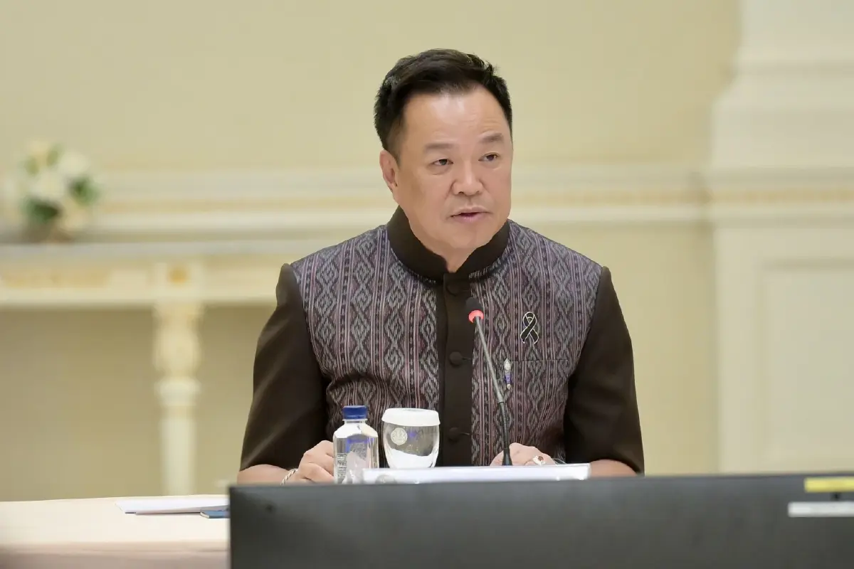 นายอนุทิน ชาญวีรกูล นายกรัฐมนตรีและรัฐมนตรีว่าการกระทรวงมหาดไทย