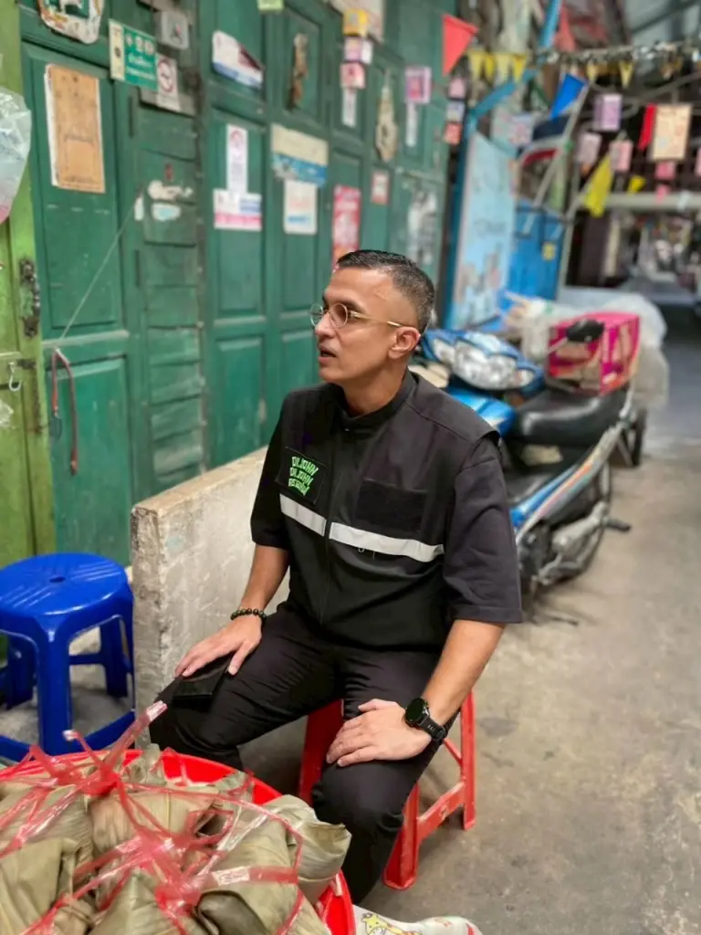 “ดร.จอห์น” สุรจิตต์ พงษ์สิงห์วิทยา สมาชิกสภา กทม.เขตลาดกระบัง และอดีตประธานสภา กทม. 