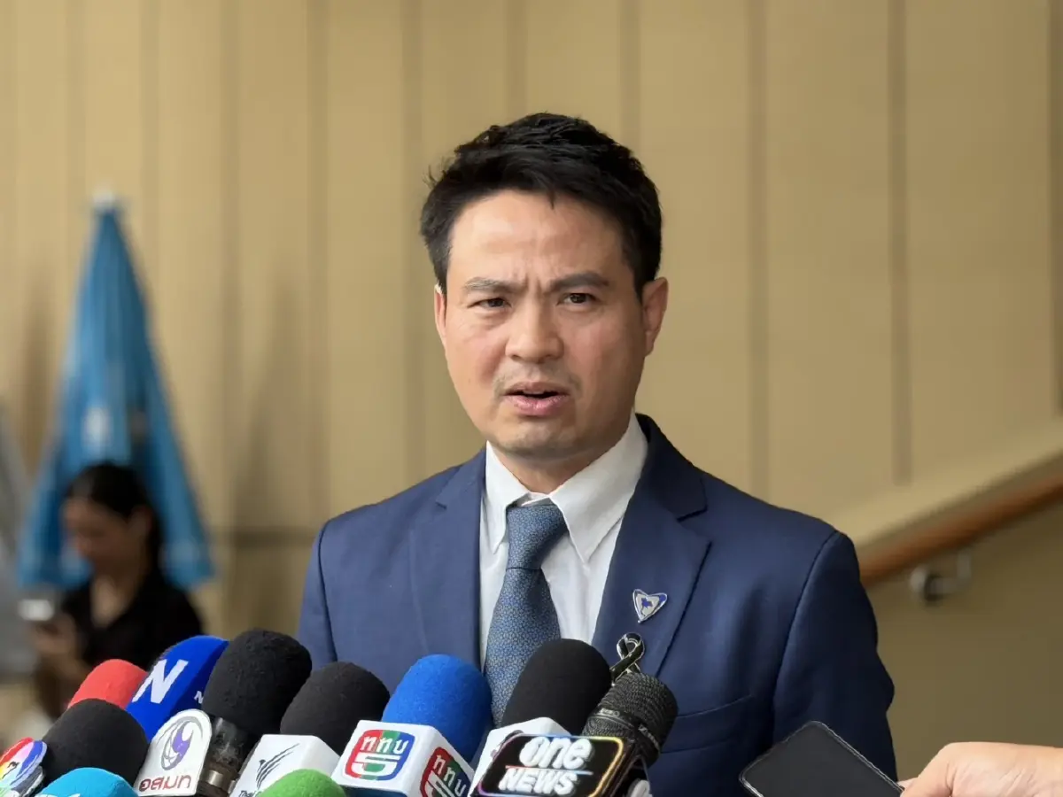 "ไทยช่วยไทยพลัส" 5 ชม. สิทธิเหลือแค่ 8 ล้าน "ภราดร" ยัน ใครขึ้นรอตรวจ 3 วัน ไม่ต้องกังวล ล็อคสิทธิไว้แล้ว!