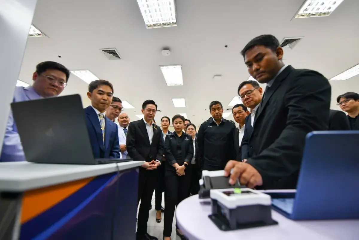 ยศชนัน-ชัชชาติ ส่งมอบ นวัตกรรม AI เตือนแผ่นดินไหวในโรงพยาบาล