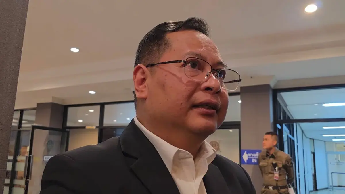 นายปกรณ์ นิลประพันธ์ รองนายกรัฐมนตรี