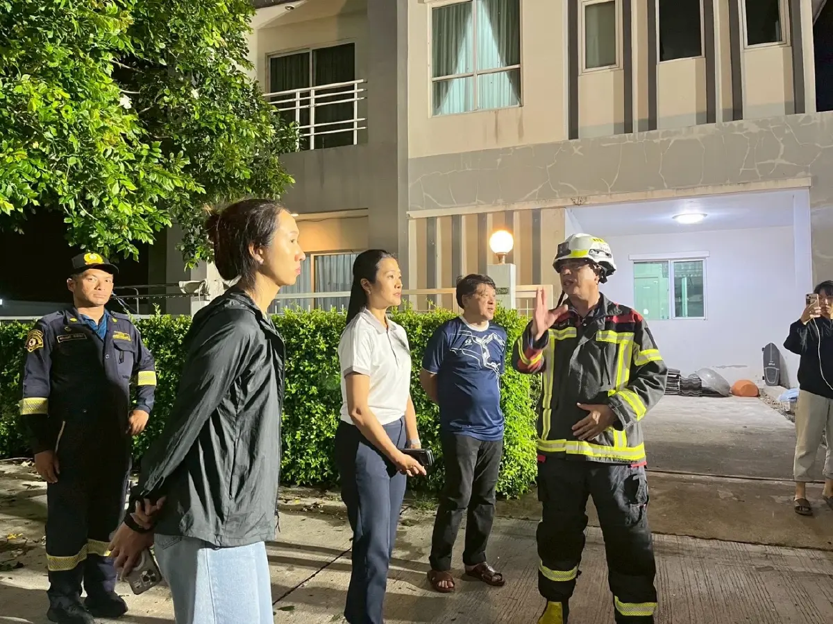 ลาดกระบังอ่วม! พายุถล่มบ้านเรือนเสียหายหนัก "ธีรรัตน์" รุดช่วยเหลือ-ประสาน "ชัชชาติ" เร่งเยียวยา
