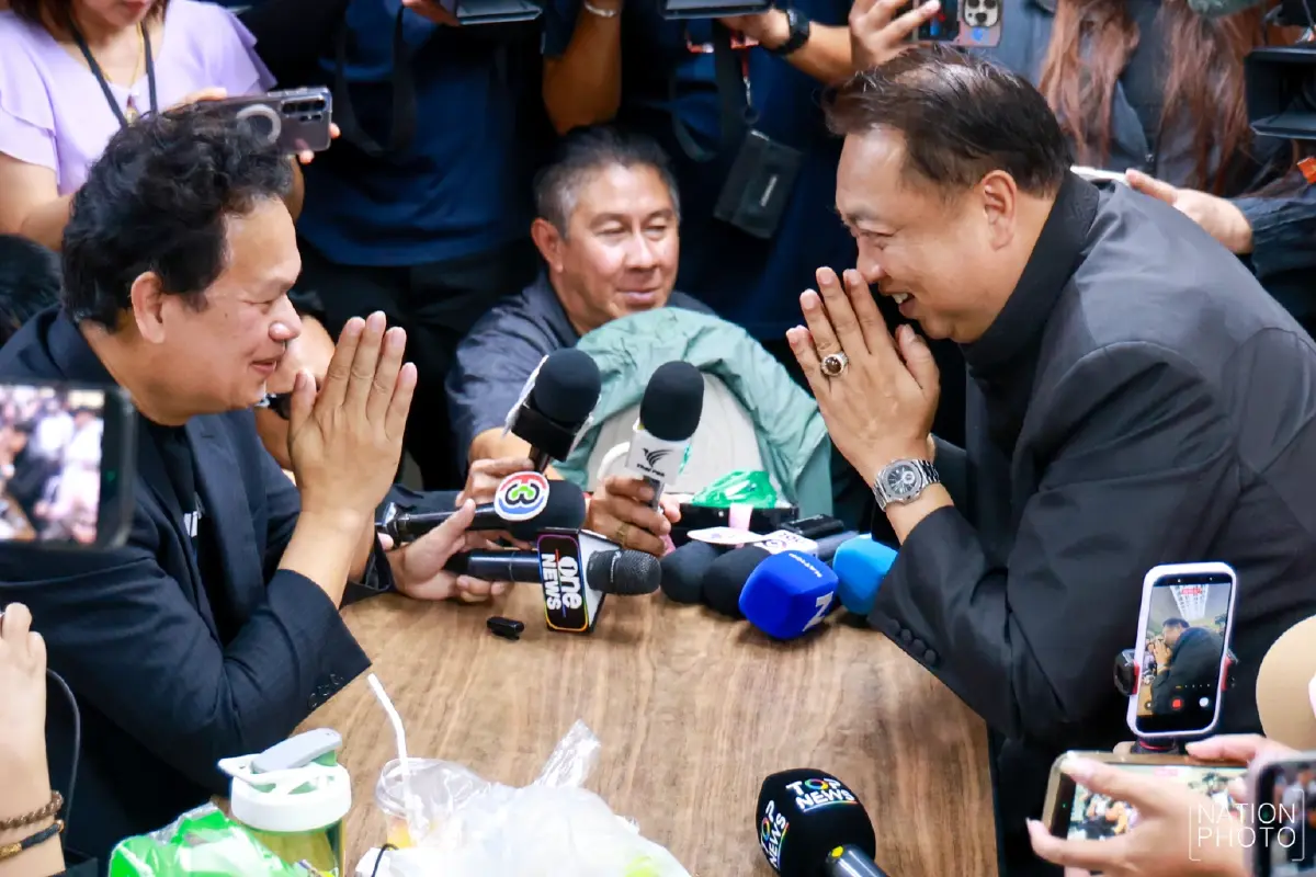 "สุชาติ" เคลียร์ใจสื่อถึงรังนกกระจอก! หลังฉุน "เดินชนไหล่นักข่าว" ปมจี้ถาม "สินบนกรมควบคุมมลพิษ"