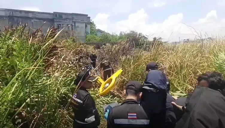 ปาฏิหาริย์ เฮลิคอปเตอร์ตกไฟไหม้ เสียหาย90% แต่ 2 ชีวิตแทบไม่เจ็บ