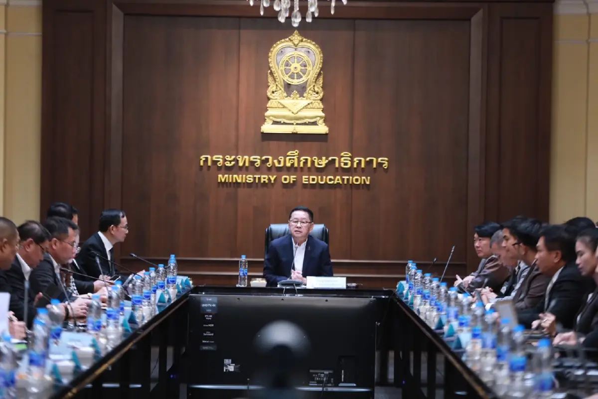 รมว.ศธ.ระดมความเห็น นร.-ครู-ทุกภาคส่วนดัน "พ.ร.บ.การศึกษาฯ"