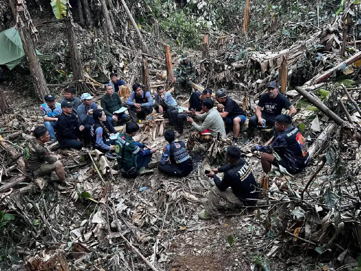 กู้ภัยไทยร่วมช่วยคนติดถ้ำที่ลาว-หวั่นซ้ำรอยถ้ำหลวงฯ
