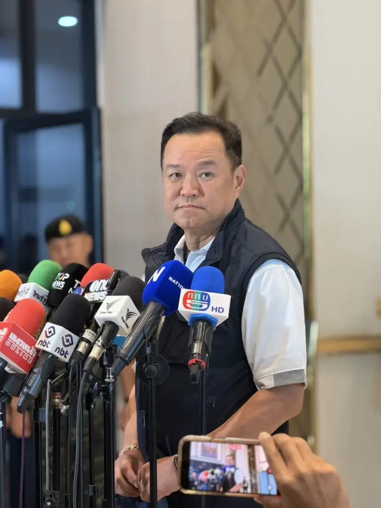นายอนุทิน ชาญวีรกูล นายกรัฐมนตรี และรัฐมนตรีว่าการกระทรวงมหาดไทย