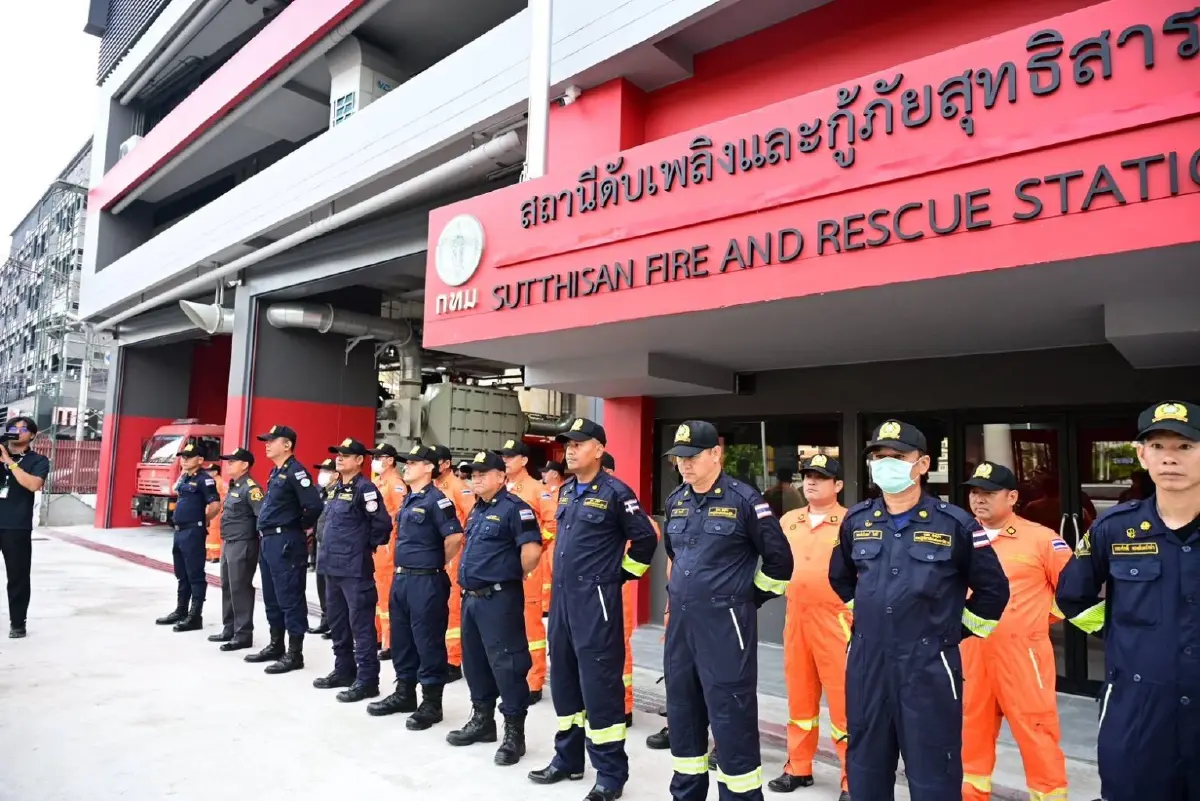 พร้อมทุกเหตุ! "ชัชชาติ" เปิดตัว "สถานีดับเพลิงสุทธิสารโฉมใหม่! รองรับภารกิจฉุกเฉินใจกลางเมือง (มีคลิป)