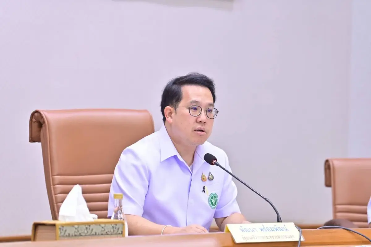 นายพัฒนา พร้อมพัฒน์ รัฐมนตรีว่าการกระทรวงสาธารณสุข