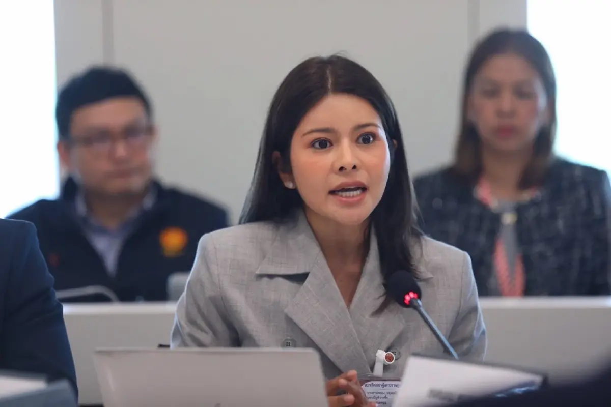 กู้มาสู้สงครามหรือกู้มาหาเสียง? ห่วง "รัฐเท 2 แสนล้าน หมดใน 4 เดือน" จ่อยื่นศาล รธน. เบรก