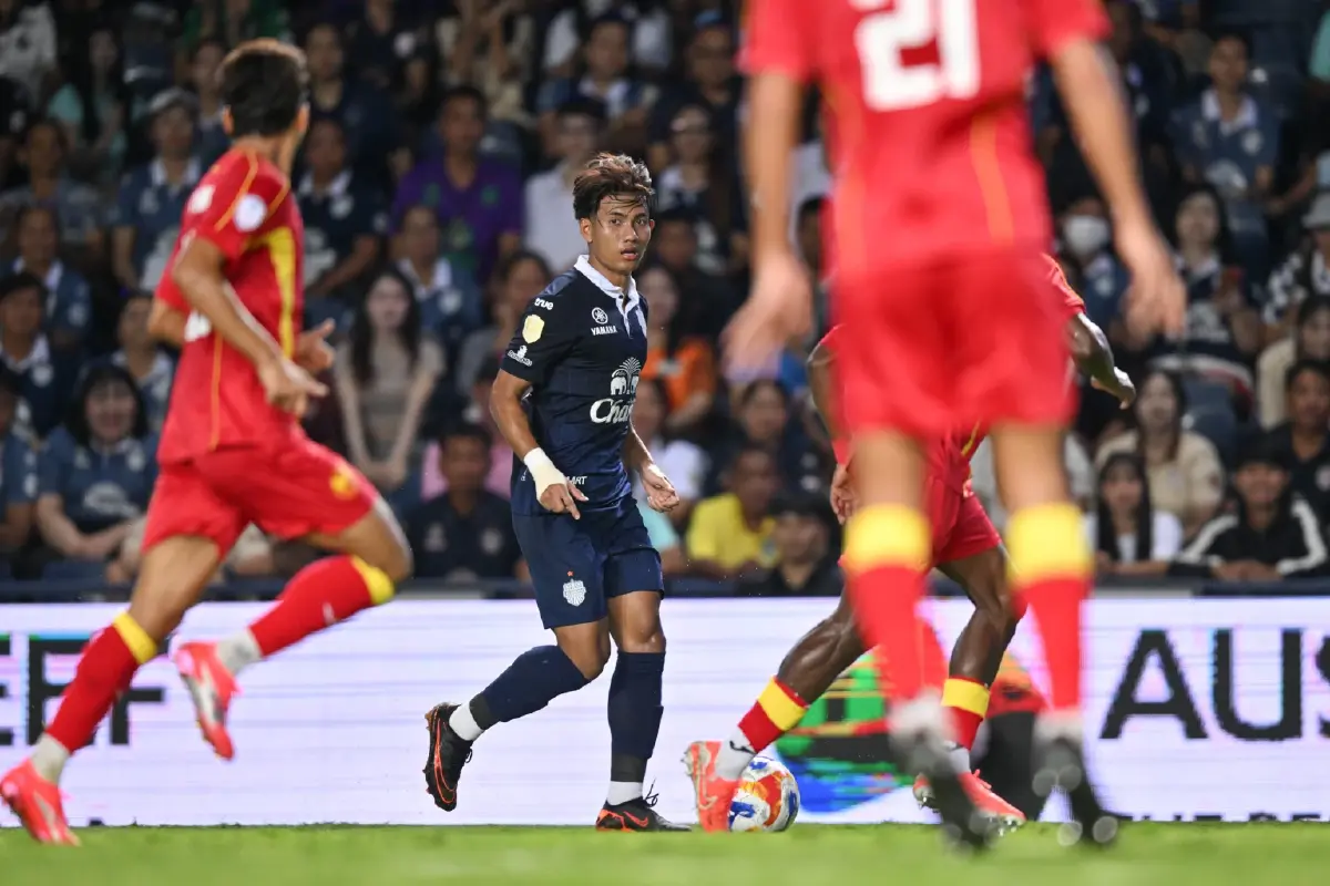 ปราสาทสายฟ้าผงาดแชมป์อาเซียน! บุรีรัมย์ทุบสลังงอร์ 2-1 ซิวถ้วยช้อปปี้คัพ 2 สมัยซ้อน