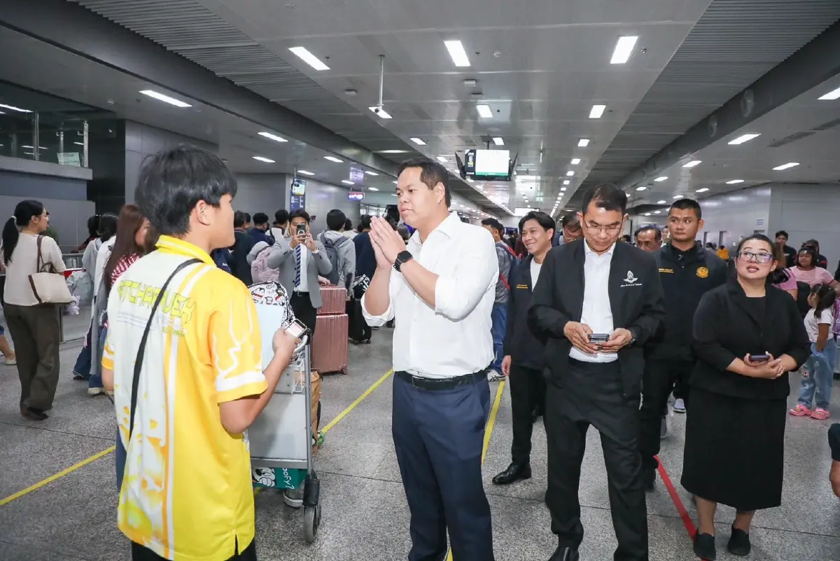 คืนความสุขคนใต้! “สรรเพชญ” ร่วมส่งผู้โดยสาร รถเร็ว 173 กลับมาวิ่งแล้ว "กรุงเทพอภิวัฒน์ – นครศรีฯ"