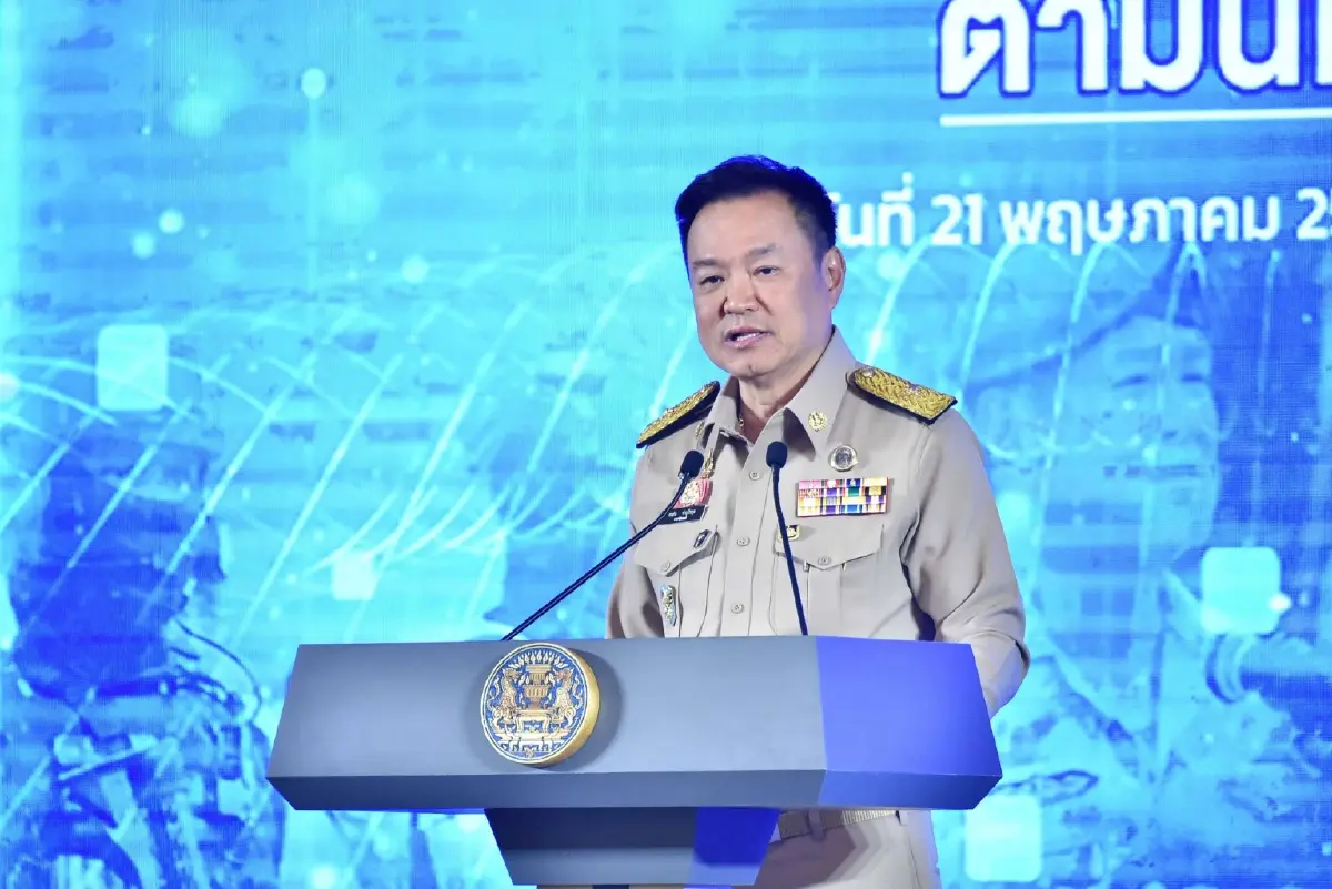 "อนุทิน" เคลียร์ปมร้อน "เขากระโดง" ยันชัดแค่มีชื่อในทะเบียนบ้าน บอก "ภูมิใจเป็นคนบุรีรัมย์"