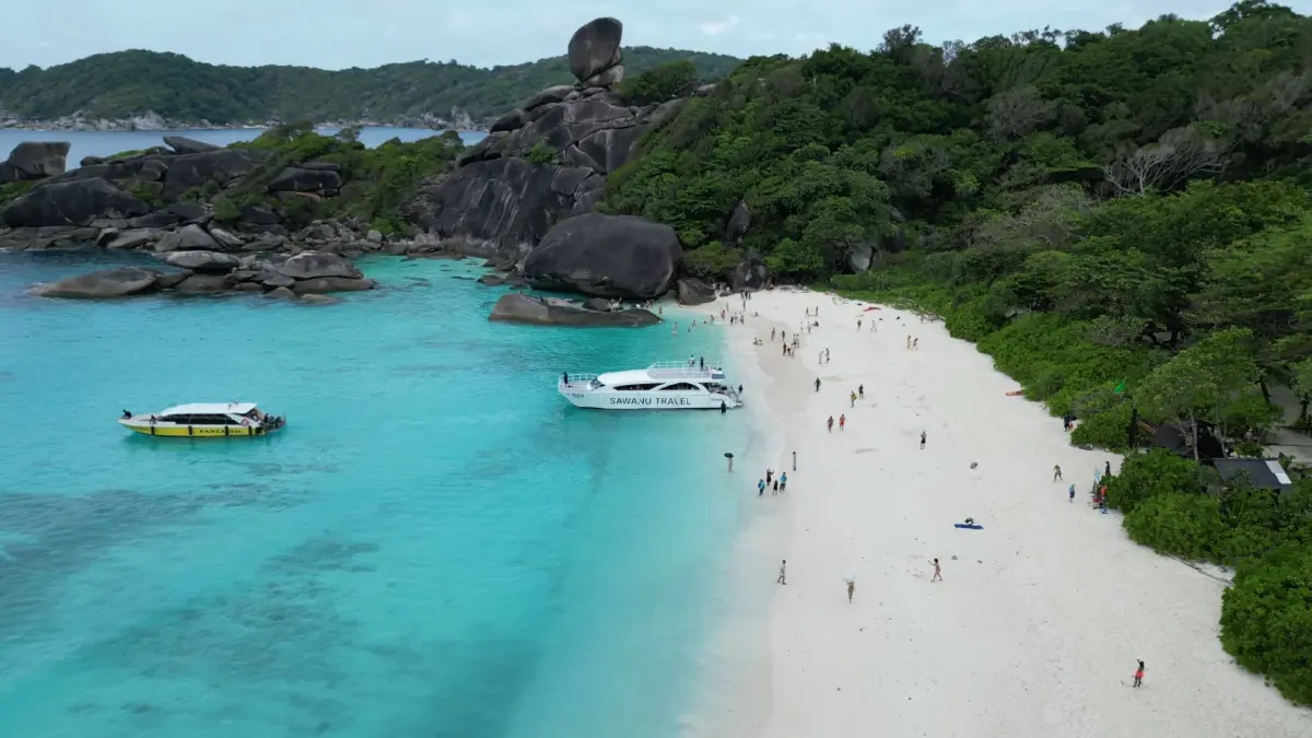 ไทยสร้างชื่อ! “อ่าวเกือก” เกาะสิมิลัน ติดอันดับ 10 “World’s 50 Best Beaches” (มีคลิป)