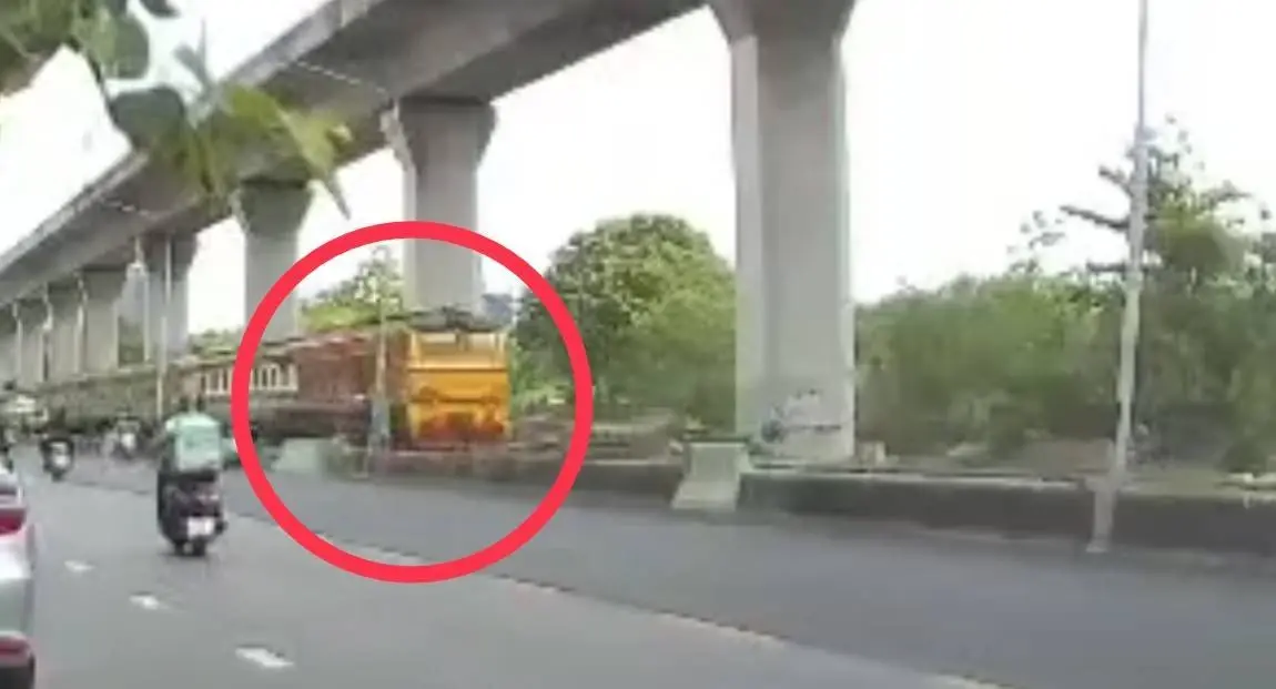 รถไฟชนอีกราย! ขณะเดินข้ามราง ย่านมักกะสัน - คนขับรถไฟเล่าระทึก