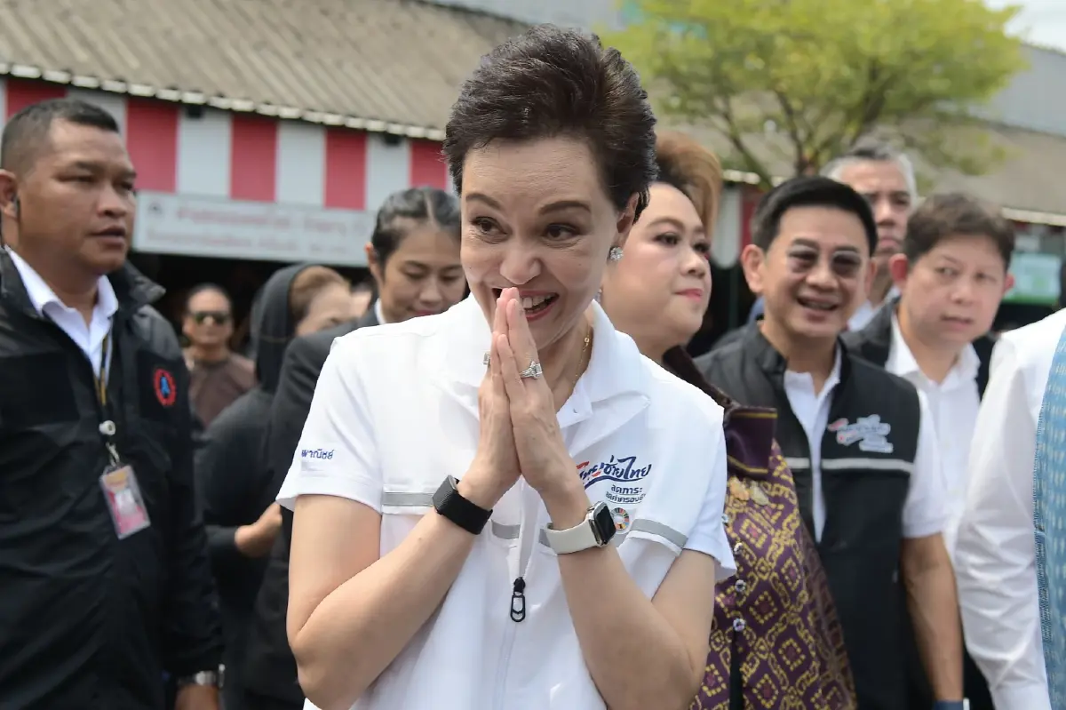 นางศุภจี สุธรรมพันธุ์ รองนายกรัฐมนตรีและรัฐมนตรีว่าการกระทรวงพาณิชย์