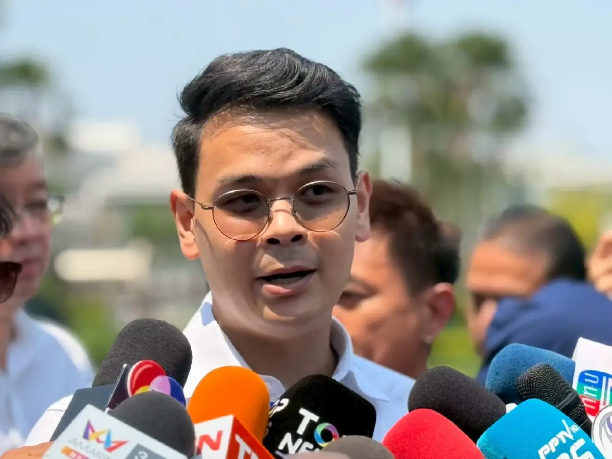 เสรีพิศุทธ์จัดหนัก! จ่อล่าชื่อฝ่ายค้านส่งศาล รธน. ฟันจริยธรรม “อนุทิน-ไชยชนก” ปมที่ดินเขากระโดง เตือนผู้ว่า รฟท.นิ่งเฉยโดนอาญาด้วย!