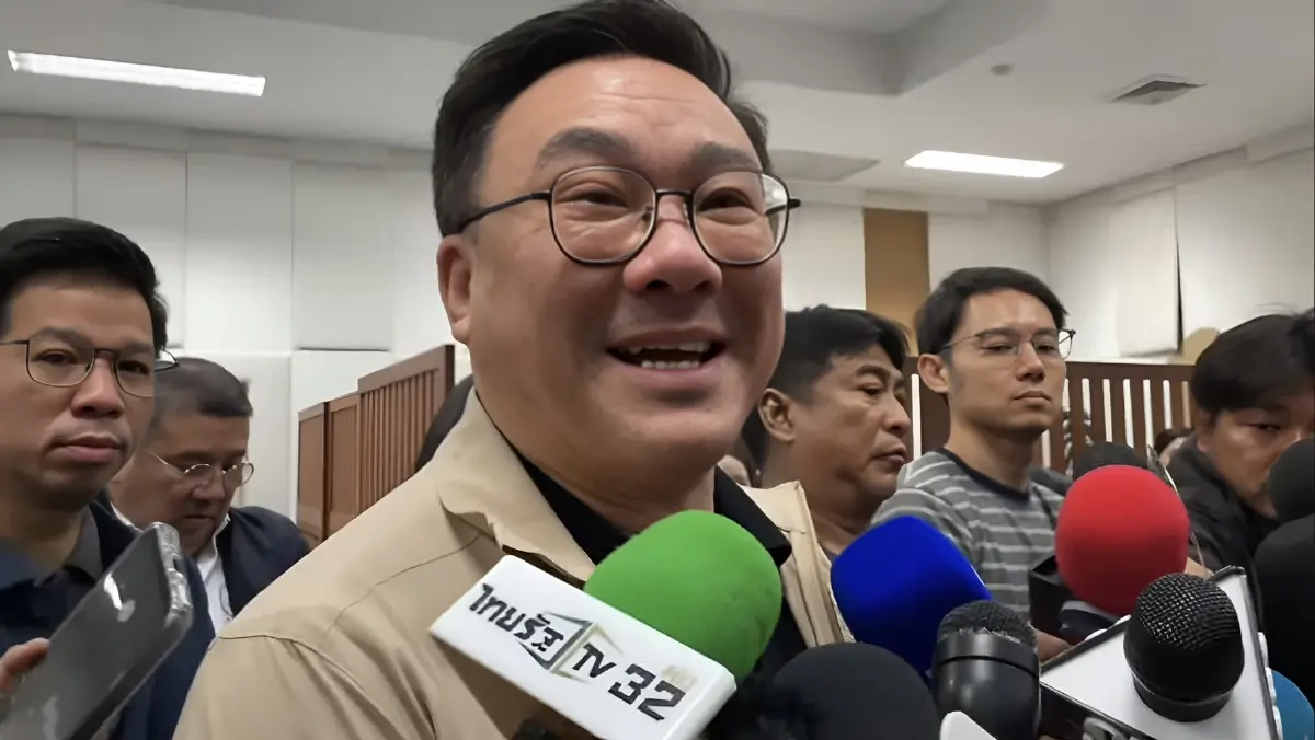 นายจุลพันธ์ อมรวิวัฒน์ รัฐมนตรีว่าการกระทรวงแรงงาน ในฐานะหัวหน้าพรรคเพื่อไทย 