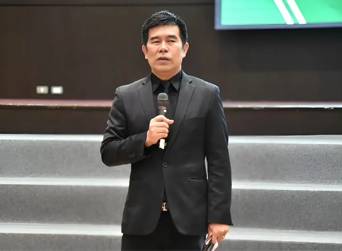 "ผอ.กกต.กทม." ย้ำบัตรเลือกตั้ง "ผู้ว่าฯ กทม." ไม่มี "คิวอาร์โค้ด" เตือน "อินฟลูฯ-ยูทูบเบอร์" ช่วยฟรีไม่ได้ต้องคิดเป็นค่าใช้จ่าย