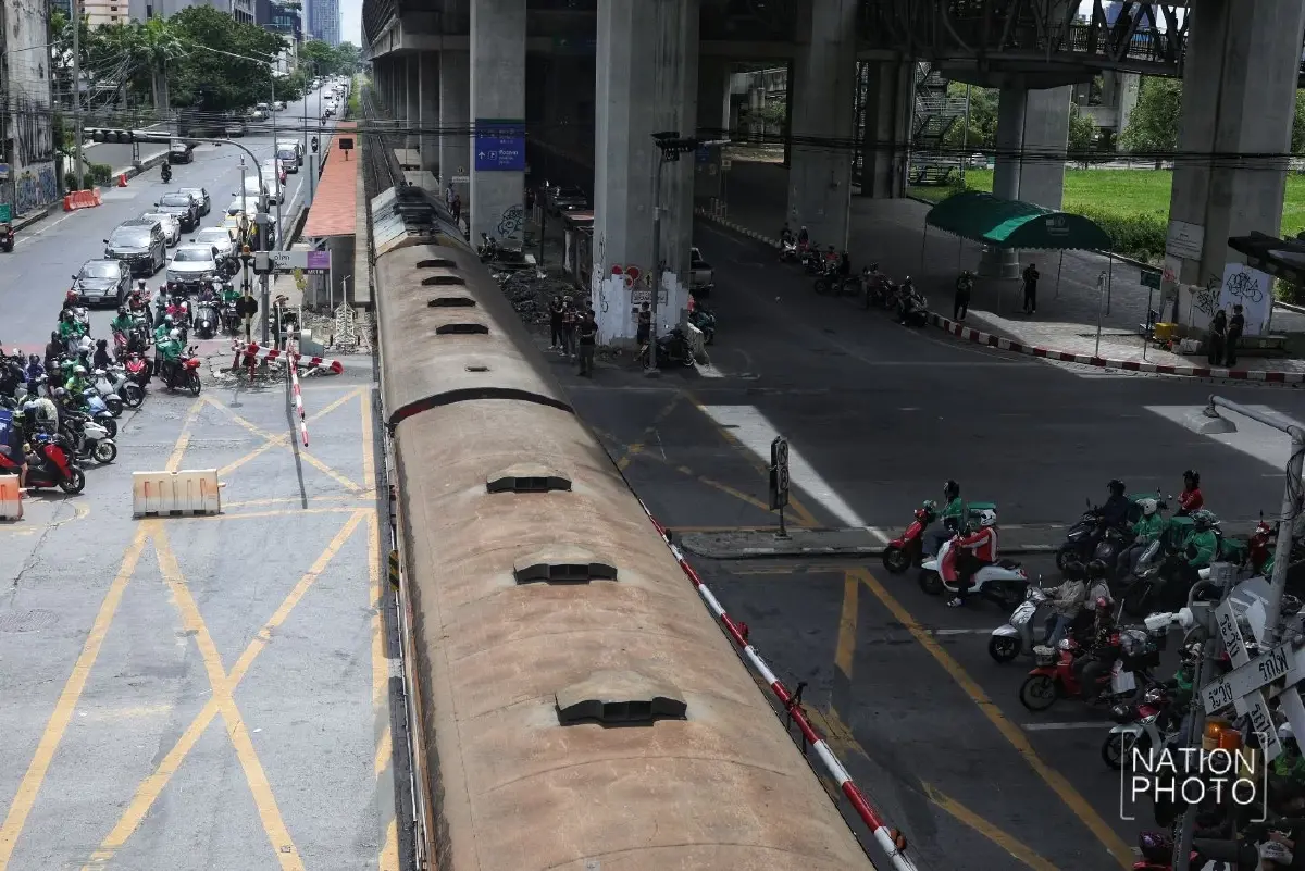 บิ๊ก น.1 แฉคนขับรถไฟชนรถเมล์รับเสพยา ให้การขัดแย้งปมไม้กั้น