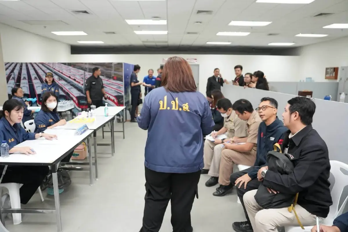 ช็อกไม่หยุด! รฟท.ลุยตรวจฉี่พนักงาน หลังเหตุ "รถไฟชนรถเมล์" เจอ 2 รายมีสารเสพติด