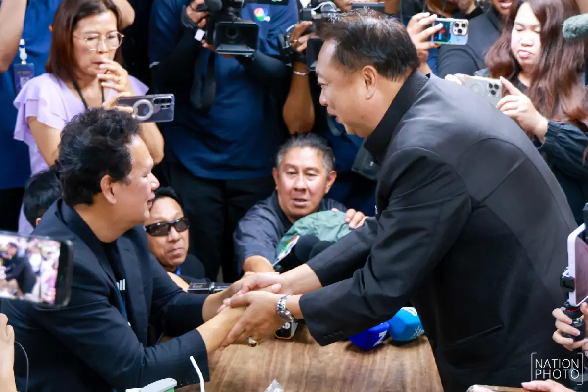 "สุชาติ" เคลียร์ใจสื่อถึงรังนกกระจอก! หลังฉุน "เดินชนไหล่นักข่าว" ปมจี้ถาม "สินบนกรมควบคุมมลพิษ"