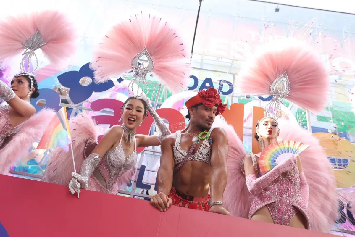 สยามพิวรรธน์ ร่วมขบวน Bangkok Pride Parade สุดยิ่งใหญ่ พร้อมสนับสนุน บางกอกไพรด์ เดินหน้าสู่ Bangkok World Pride