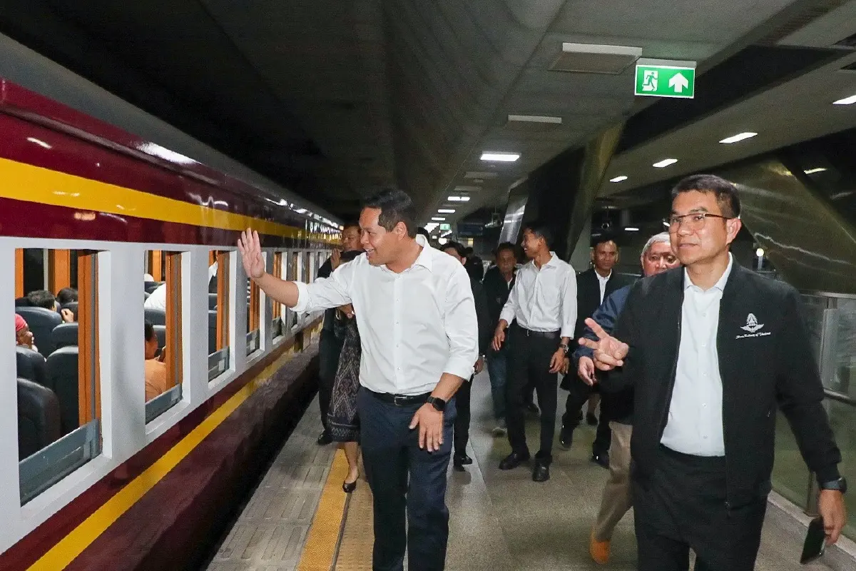 คืนความสุขคนใต้! “สรรเพชญ” ร่วมส่งผู้โดยสาร รถเร็ว 173 กลับมาวิ่งแล้ว "กรุงเทพอภิวัฒน์ – นครศรีฯ"