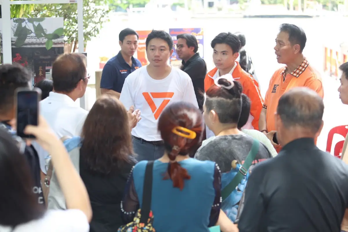 “ปชน.” ลุยสัมพันธวงศ์ เสวนา ค้าขายง่าย จัดระเบียบหาบเร่แบบเข้าใจเมือง