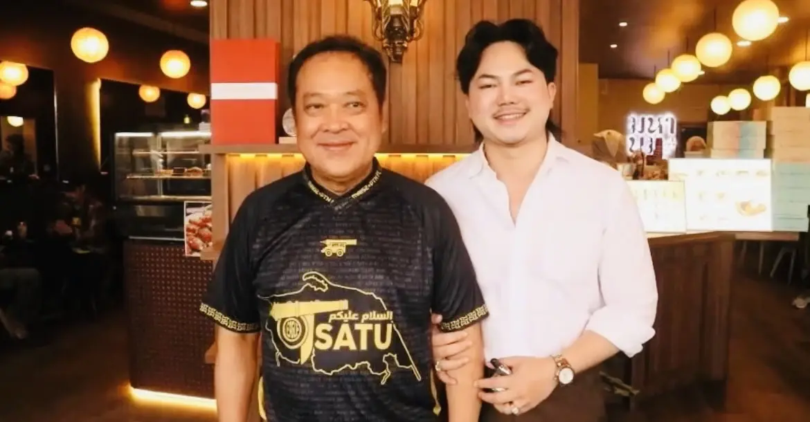 “พ.ต.อ.ทวี สอดส่อง” จิบกาแฟ จับเข่าคุยนักธุรกิจ ถกอนาคตปัตตานี