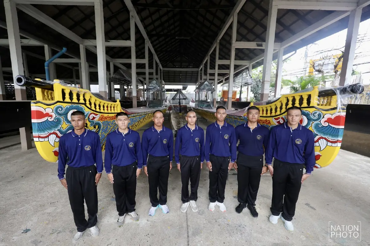 ทร.ซ้อมเข้มฝีพาย 2.2พันนาย เตรียมขบวนพยุหยาตราทางชลมารค