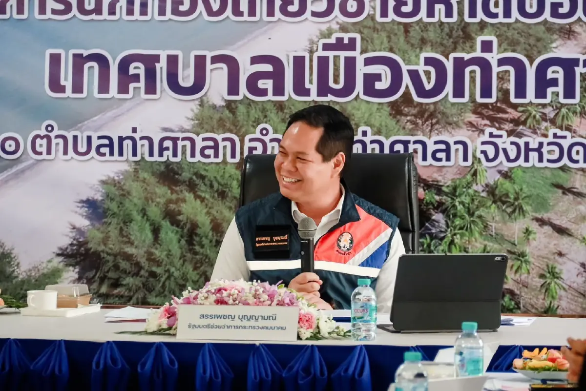 "รมช.สรรเพชญ" ลุยชายหาดบ่อนนท์ ยกระดับเที่ยวครบวงจร สลัดภาพเมืองผ่าน! ดันท่าศาลาสู่ "เมืองหยุด"