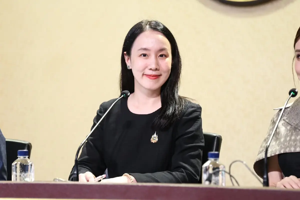 ลลิดา เพริศวิวัฒนา รองโฆษกประจำสำนักนายกรัฐมนตรี 
