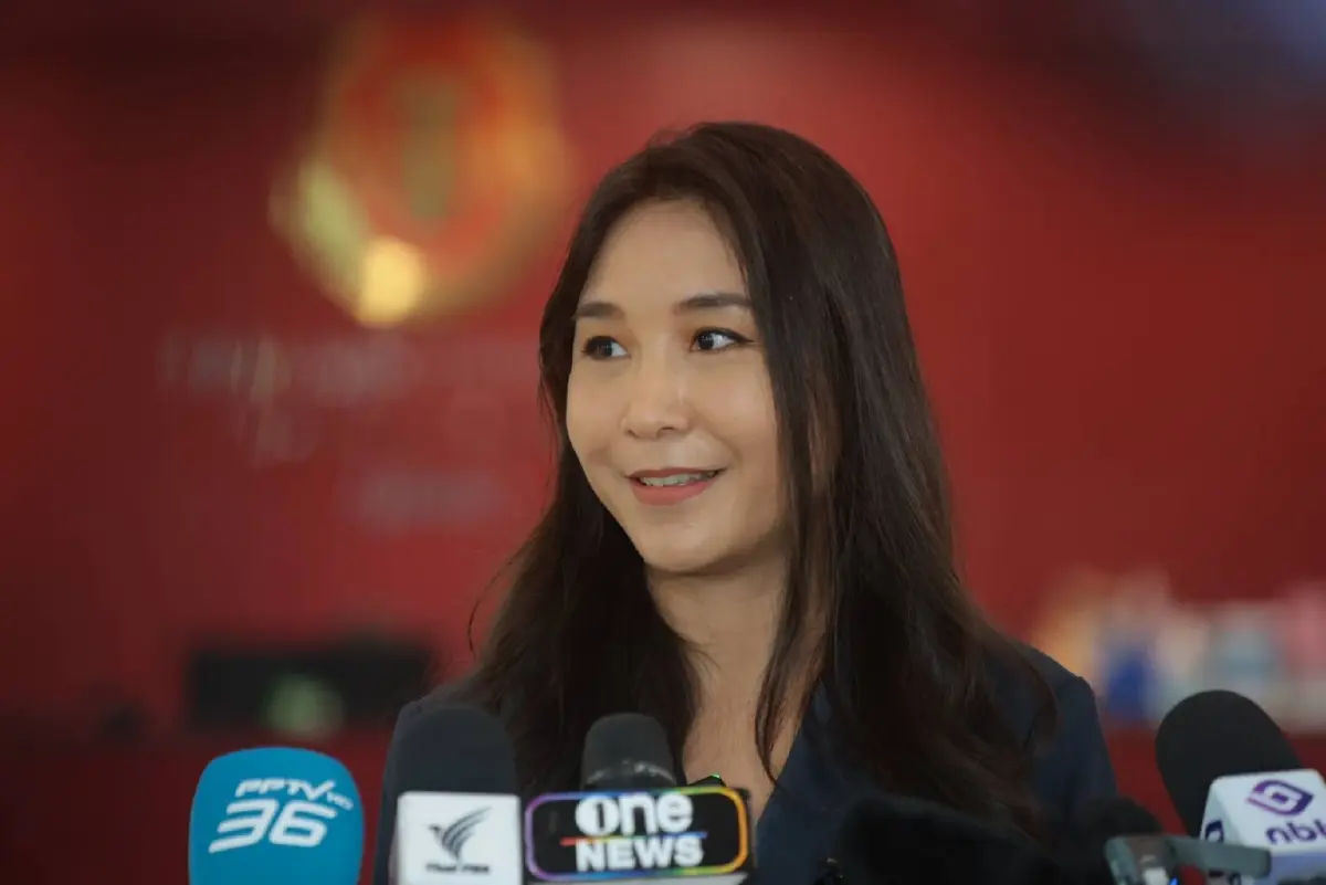 "ศิริกัญญา" ยื่นศาลปกครอง! ตรวจสอบมติ ครม.ใช้เงินกู้ 1.88 หมื่นล้าน อุดหนุน "บัตรคนจน" ใช้เงินกู้ผิดประเภท