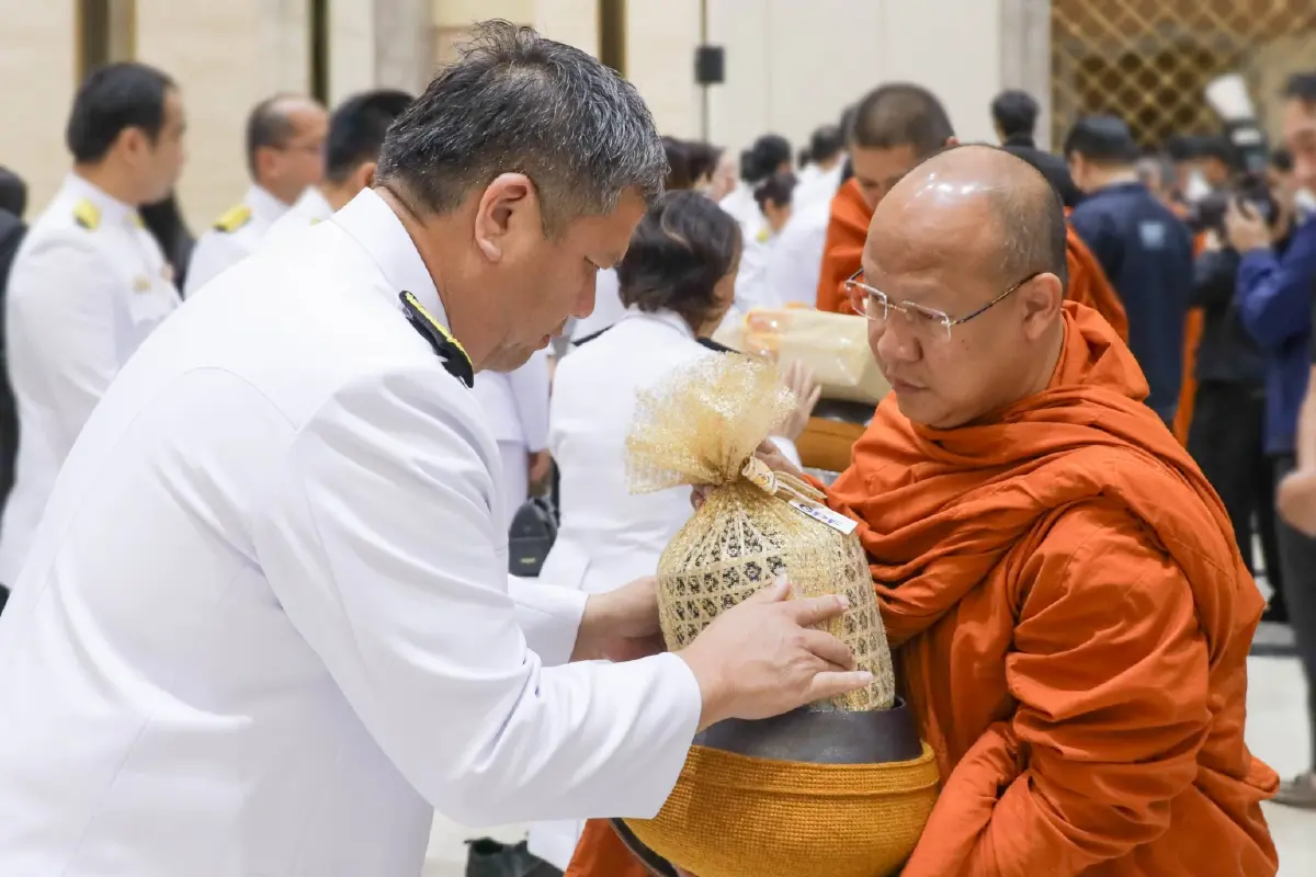 กบข. ร่วมพิธีเจริญพระพุทธมนต์และทำบุญตักบาตรถวายเป็นพระกุศล เนื่องในโอกาสฉลองพระชนมายุ 99 พรรษา สมเด็จพระสังฆราช