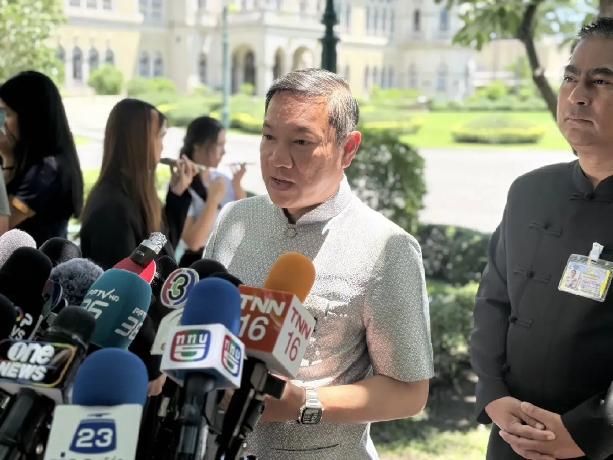 อรรษิษฐ์ สัมพันธรัตน์ ปลัดกระทรวงมหาดไทย 