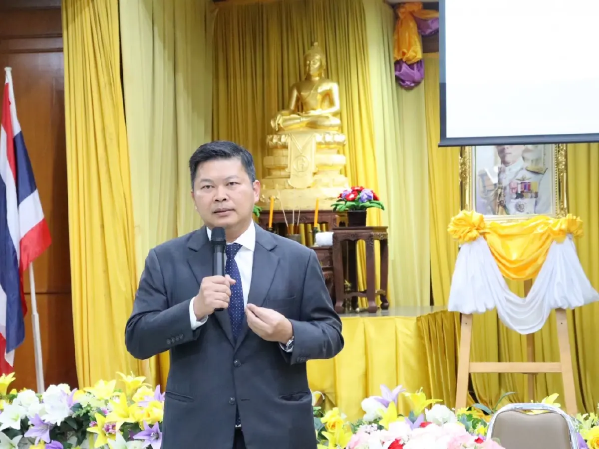 อจ.เเขวงนนท์ฯบรรยาย โครงการร่วมใจไกล่เกลี่ยหวังระงับข้อพิพาท