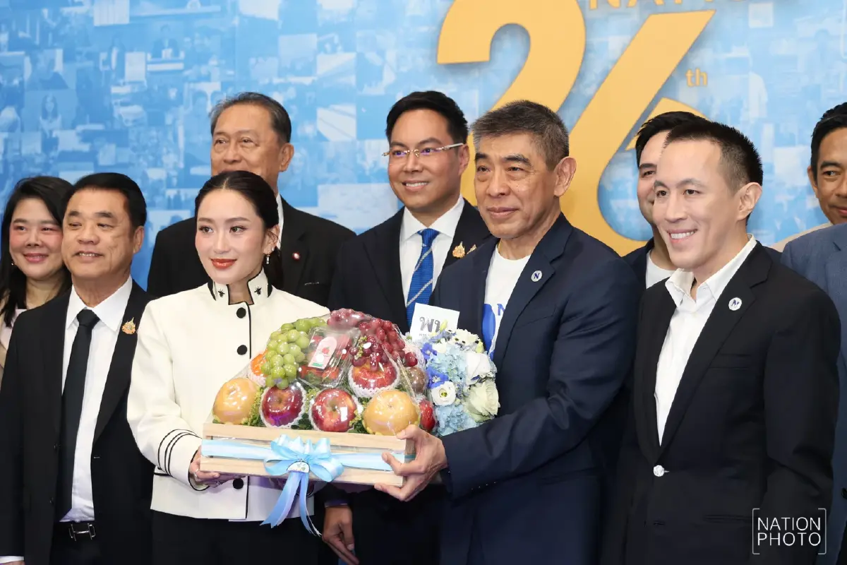 อดีตนายกฯอิ๊งค์ เผยไทม์ไลน์ “คุณพ่อทักษิณ” หลังได้รับอิสรภาพ