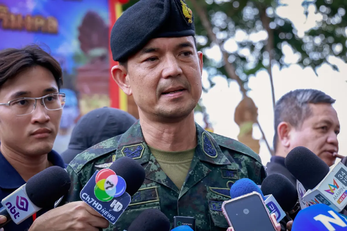 พลตรี วินธัย สุวารี โฆษกกองทัพบก 