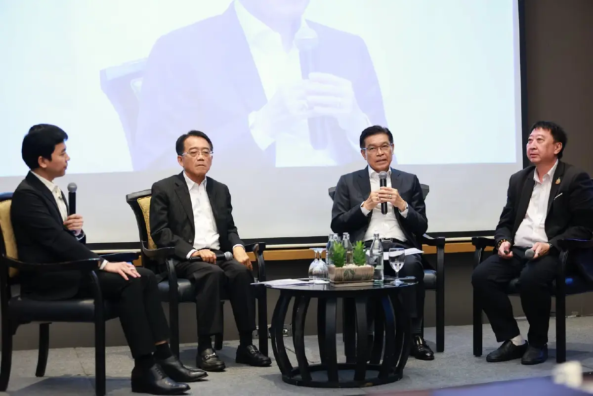 สกนช. จัดสัมมนาใหญ่ “ถอดบทเรียนวิกฤตสงครามสหรัฐฯ-อิหร่าน” กางแผนรับมือและบทบาทกองทุนน้ำมันเชื้อเพลิง