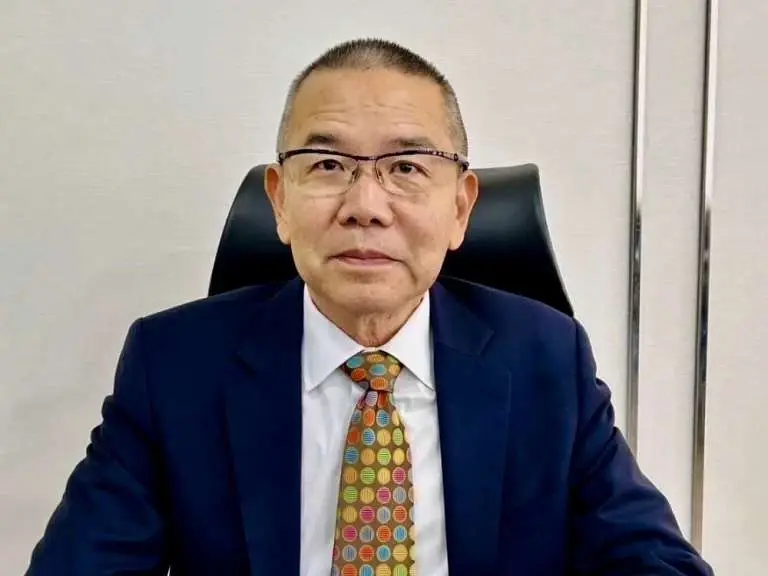 พลเอก กฤษณะ บวรรัตนารักษ์ อดีตที่ปรึกษาพิเศษสำนักงานปลัดกระทรวงกลาโหม และอดีตรองเจ้ากรมพระธรรมนูญ