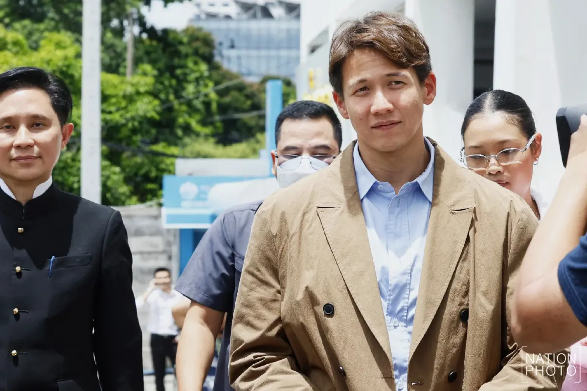 "ทราย สมุทร" ขึ้นศาลไกล่เกลี่ยคดีแม่ฟ้อง ทนายยันสู้ทุกสถานการณ์